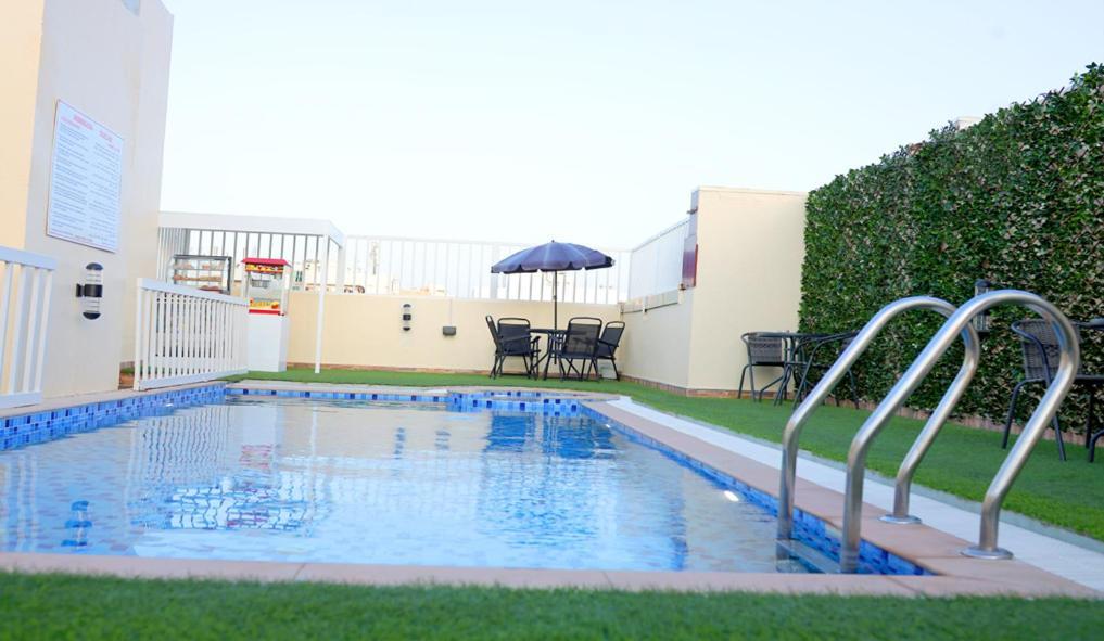 The K Hotel Dubai Exterior foto